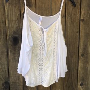 ❌SOLD❌ Super cute White, Flowy Blouse